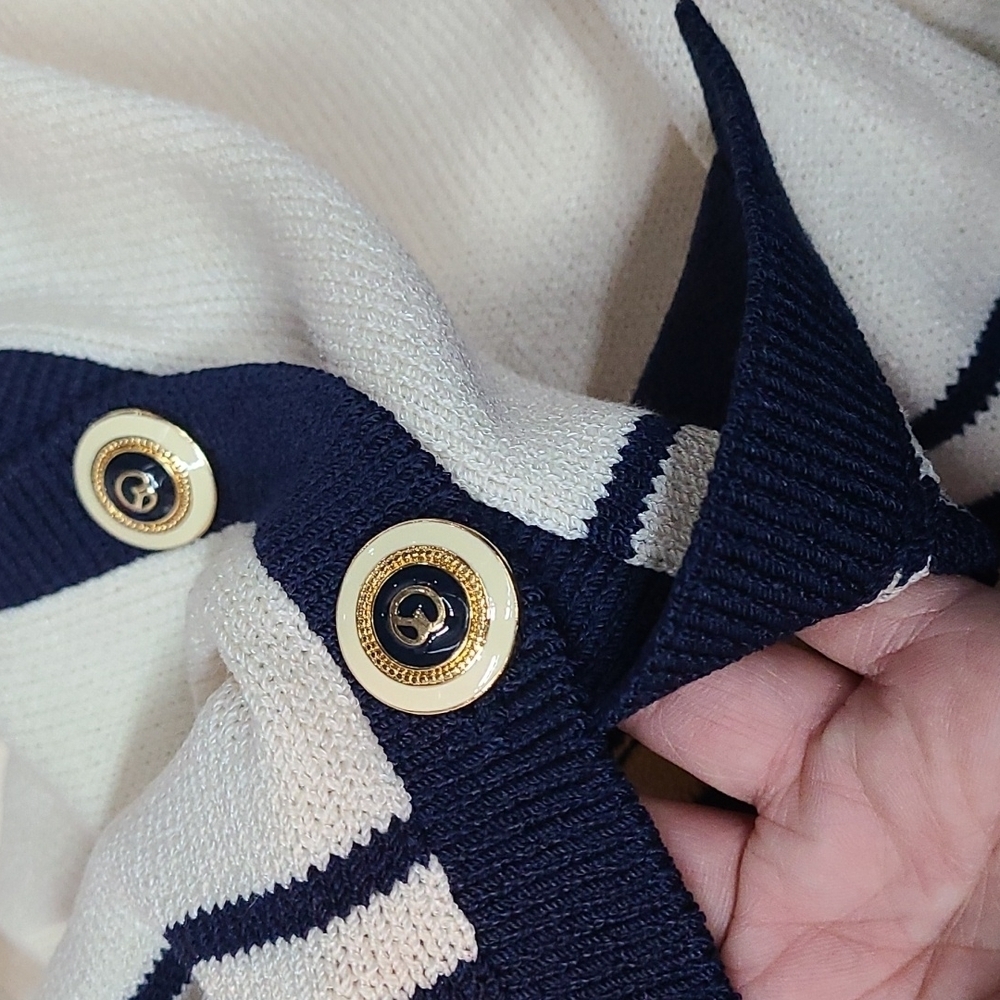 St. John Collection by Marie Gray Sweater Jacket - Picture 10 of 10